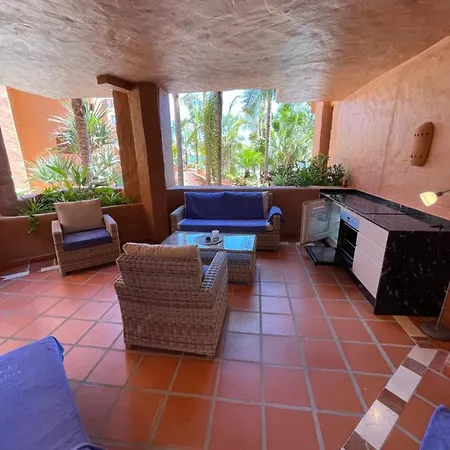 Studio Private Wing Estepona מלון אסטפונה