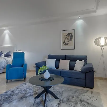 Studio Private Wing Estepona 5* אסטפונה